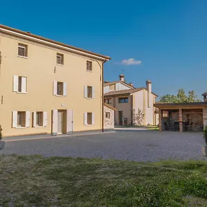 Alloggio per agriturismo Casa Vettor